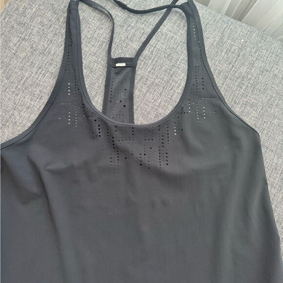 LULULEMON Small Singlet Racer Back Lasercut Logo Tank Top Black Shirt Size 4 - Picture 7 of 8